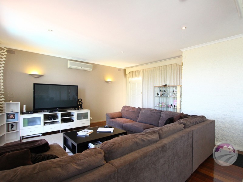 30 Calderwood Street, Bulleen VIC 3105