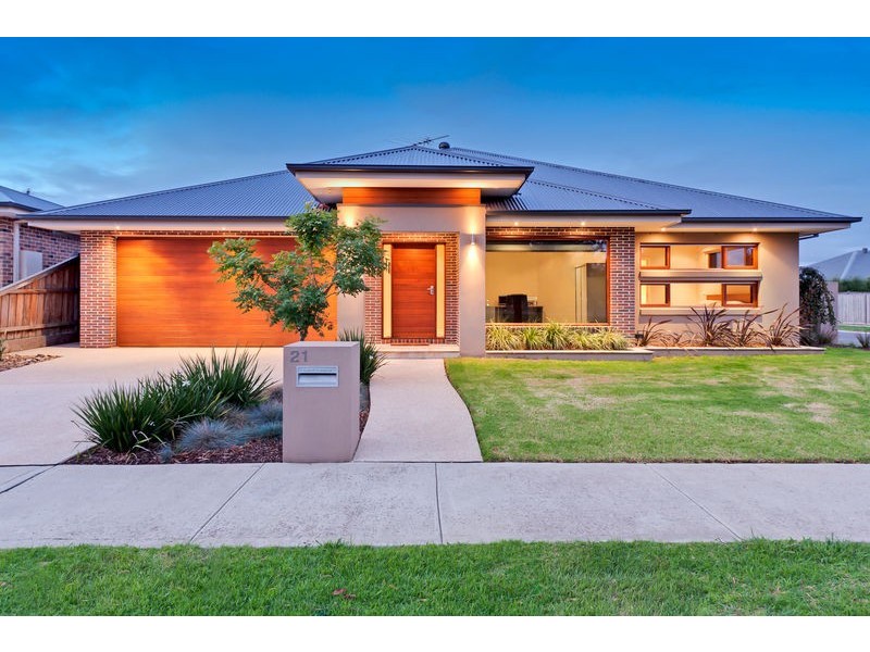 21 Braford Drive, Doreen VIC 3754