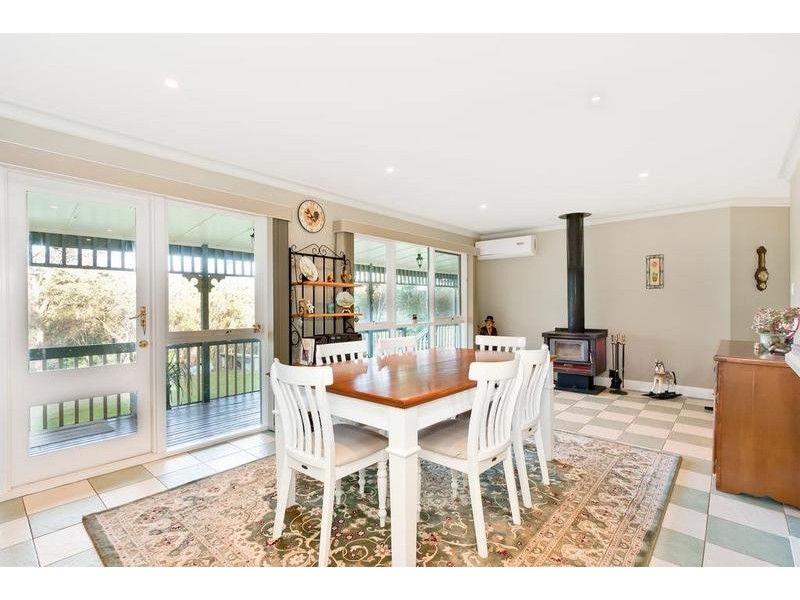40 Flora Crescent, St Andrews VIC 3761