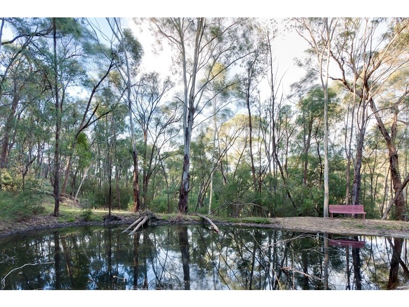 40 Flora Crescent, St Andrews VIC 3761