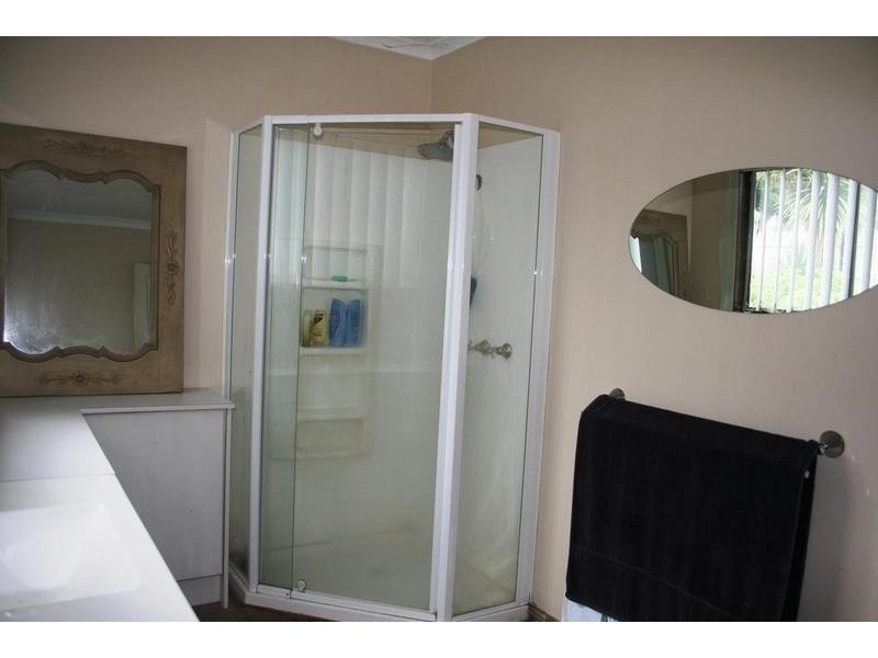 17 Reynolds Road, Wattle Glen VIC 3096