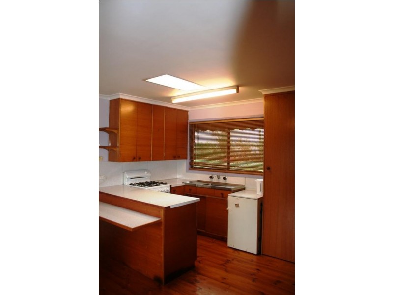 17 Reynolds Road, Wattle Glen VIC 3096