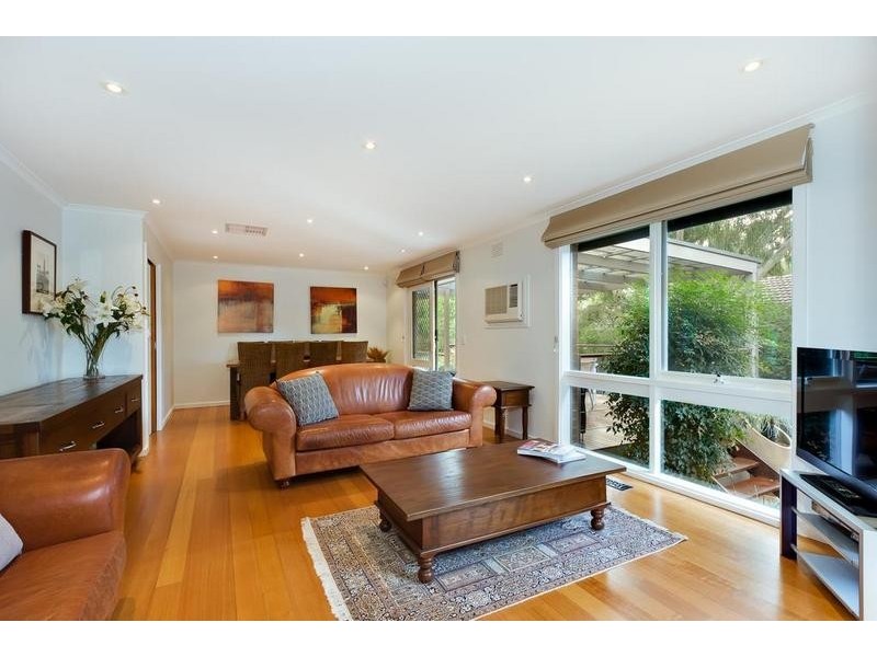 213 Plenty River Drive, Greensborough VIC 3088