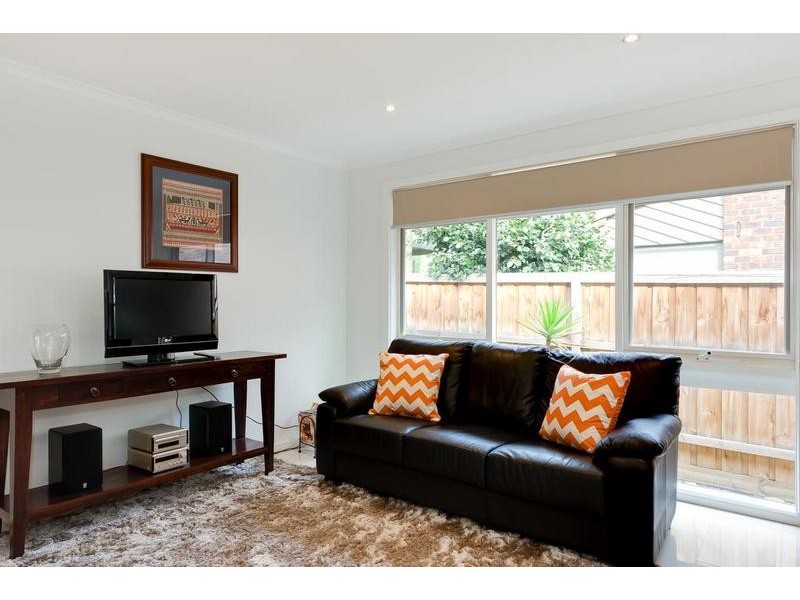 213 Plenty River Drive, Greensborough VIC 3088