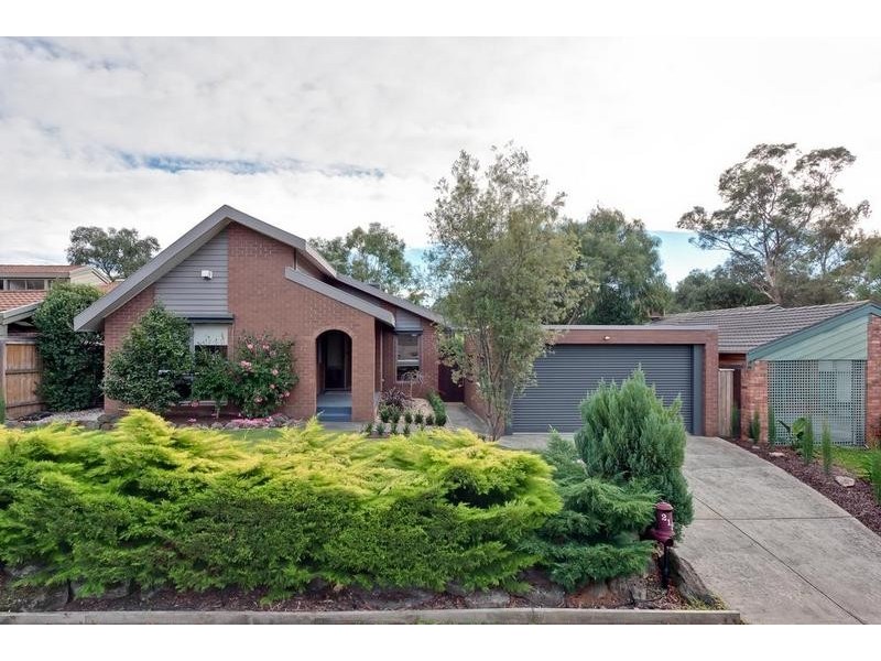 213 Plenty River Drive, Greensborough VIC 3088