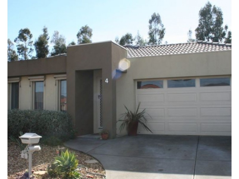 4 Tallis Grove, Doreen VIC 3754