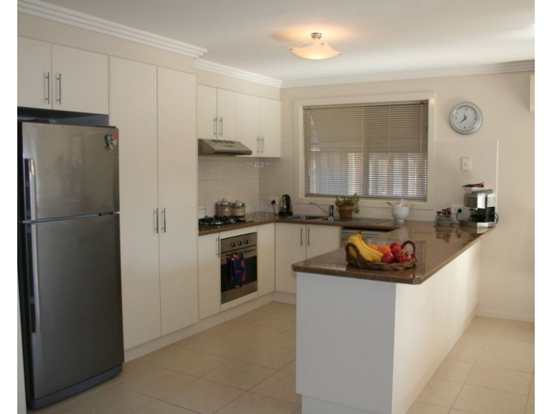 4 Tallis Grove, Doreen VIC 3754