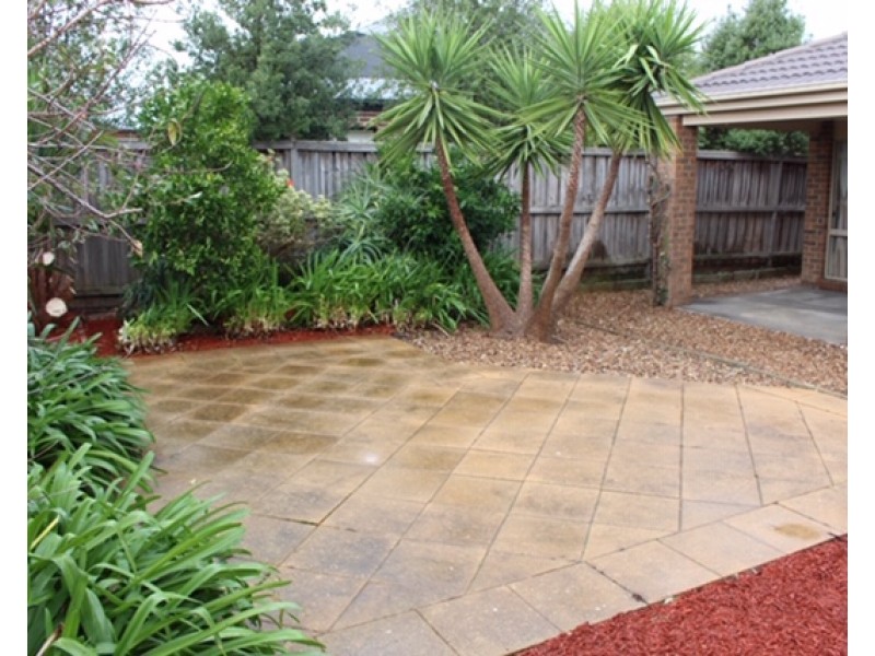 4 Tallis Grove, Doreen VIC 3754