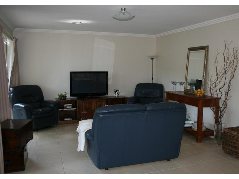 4 Tallis, Doreen VIC 3754