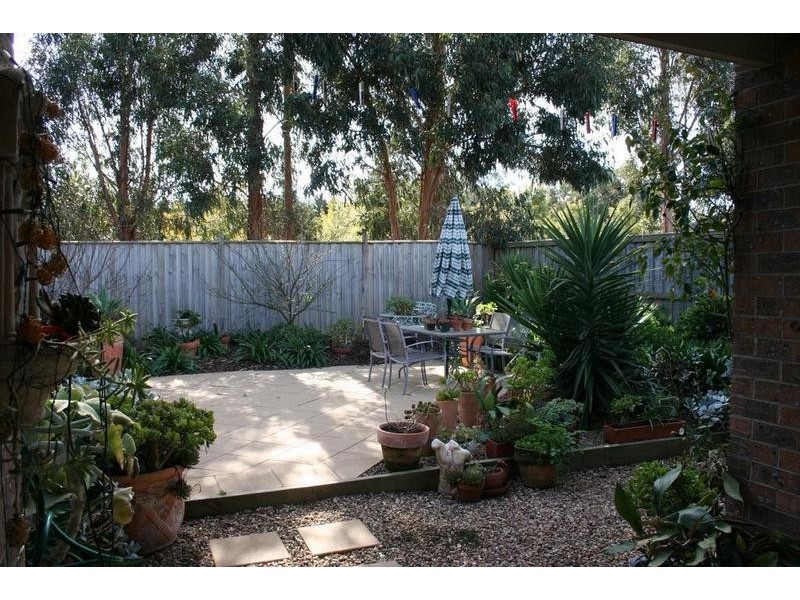 4 Tallis, Doreen VIC 3754