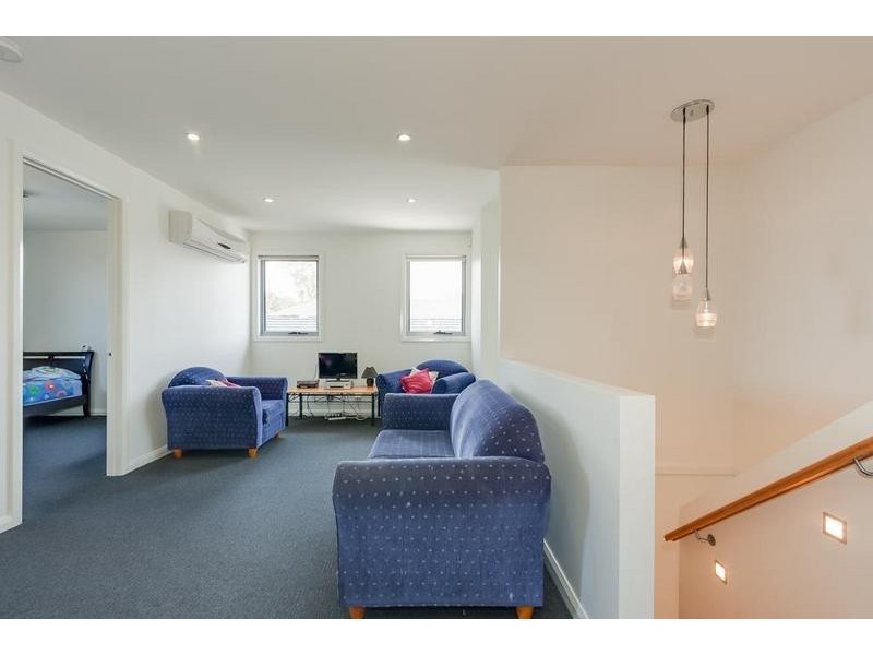 70 Mollison, Doreen VIC 3754