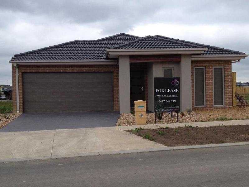 5 Furlong Drive, Doreen VIC 3754