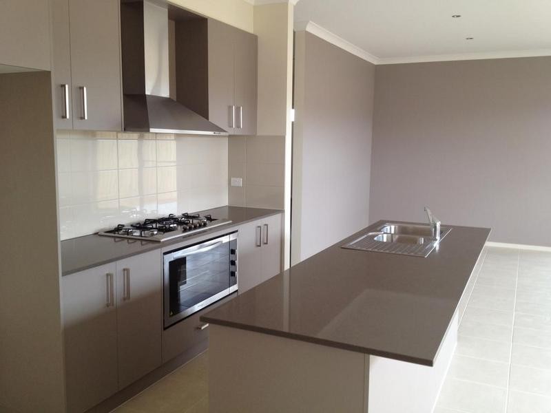 5 Furlong Drive, Doreen VIC 3754