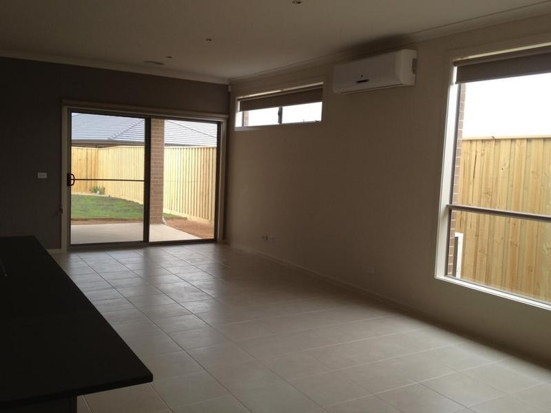 5 Furlong Drive, Doreen VIC 3754