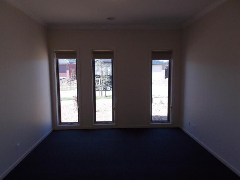 5 Furlong Drive, Doreen VIC 3754