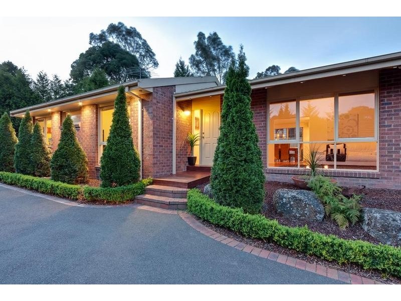 9 Lanvos, Diamond Creek VIC 3089