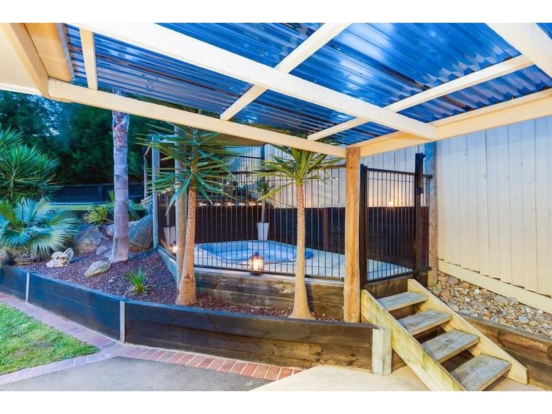 9 Lanvos, Diamond Creek VIC 3089