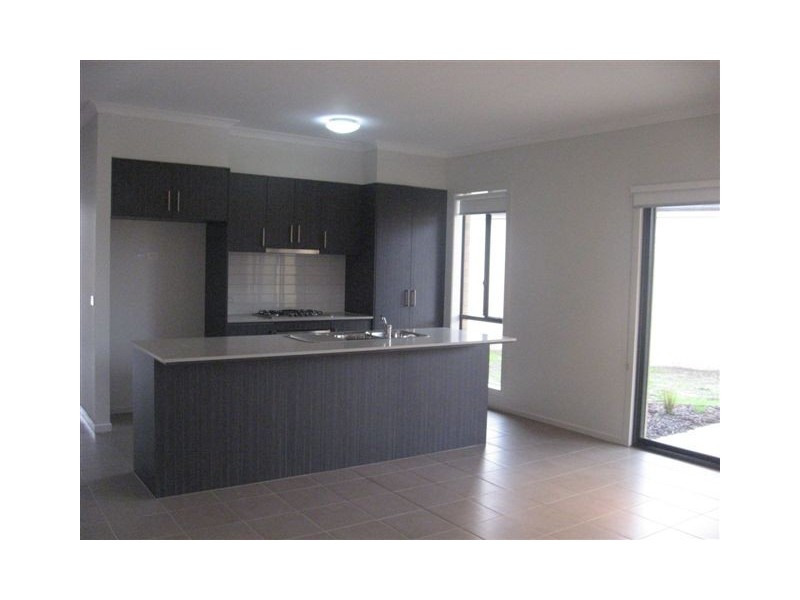 9 Pier Avenue, Doreen VIC 3754