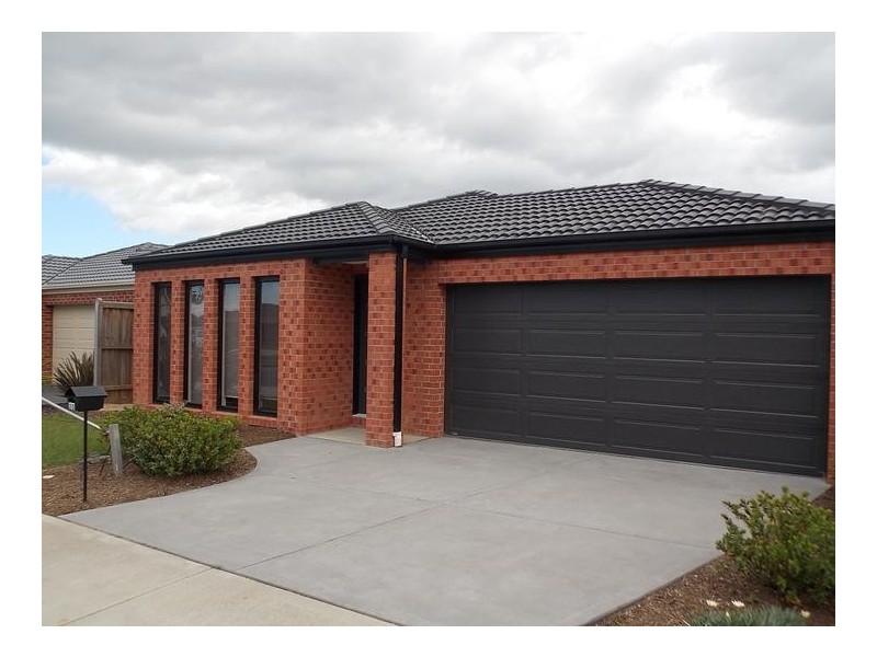 20 Gillow Grove, Doreen VIC 3754