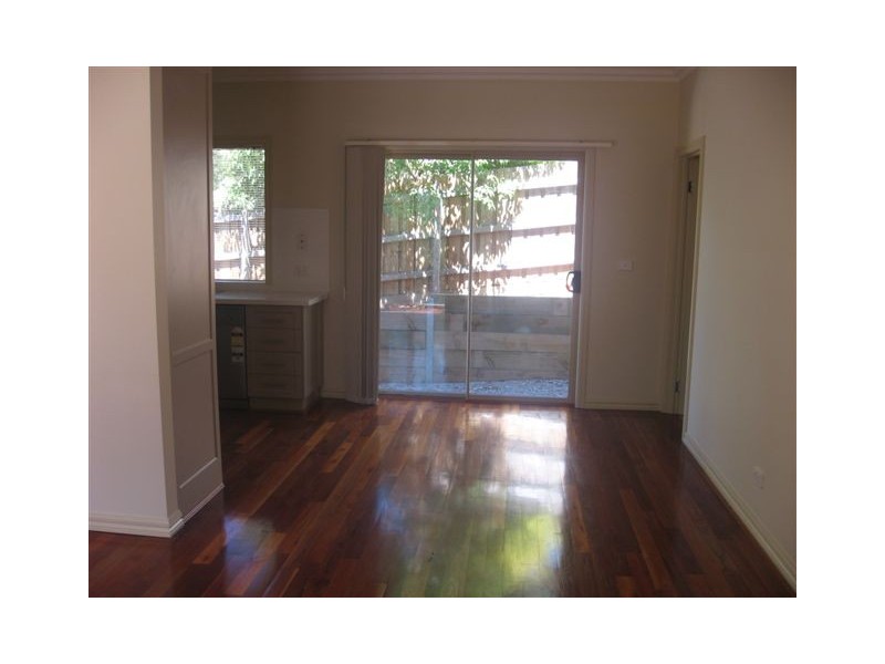 4/192-196 Sherbourne Road, Montmorency VIC 3094