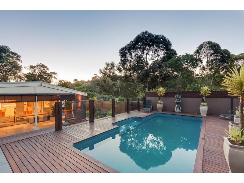 56 Clyde St, Diamond Creek VIC 3089