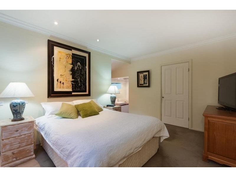 56 Clyde St, Diamond Creek VIC 3089