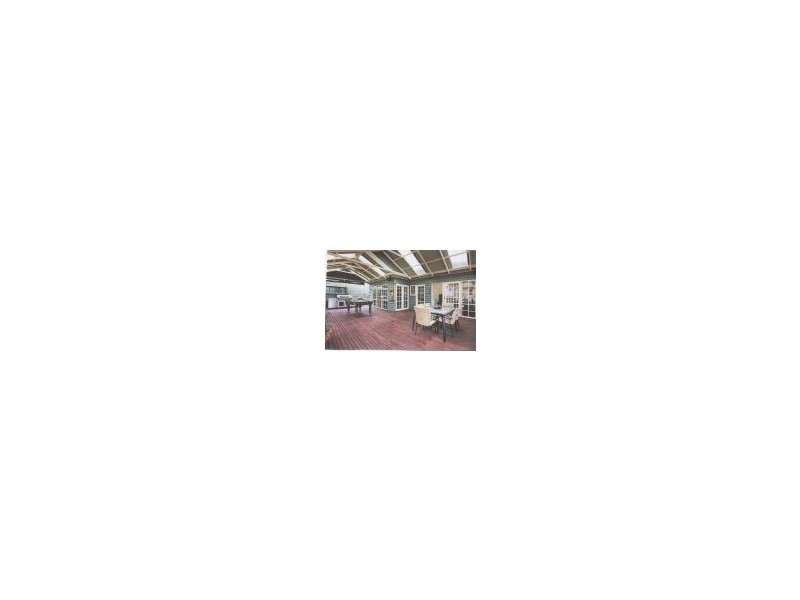 10 Helwig Ave, Montmorency VIC 3094