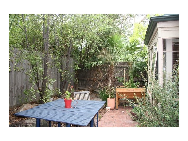 1/37 Airlie Road, Montmorency VIC 3094