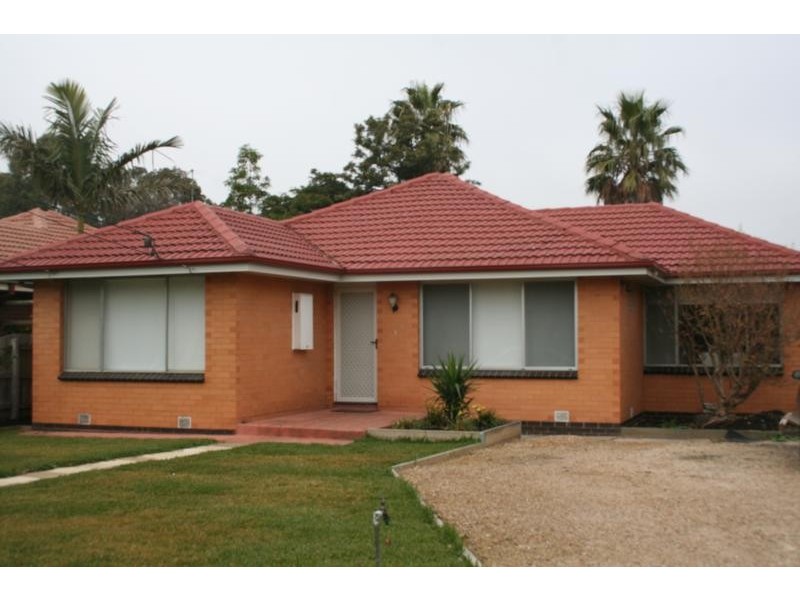 28 Lea Cres, Watsonia VIC 3087