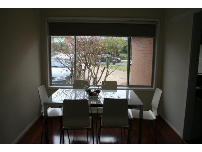 28 Lea Cres, Watsonia VIC 3087