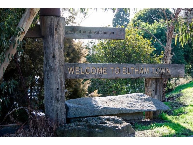 12 Elmwood Rise, Eltham North VIC 3095