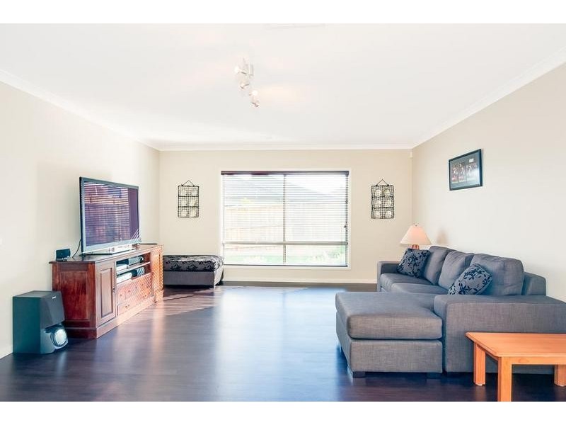 9 Kilkenny Rise, Doreen VIC 3754