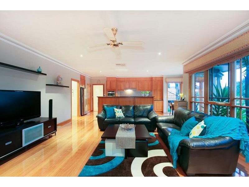 4 Liberty Court, St Helena VIC 3088