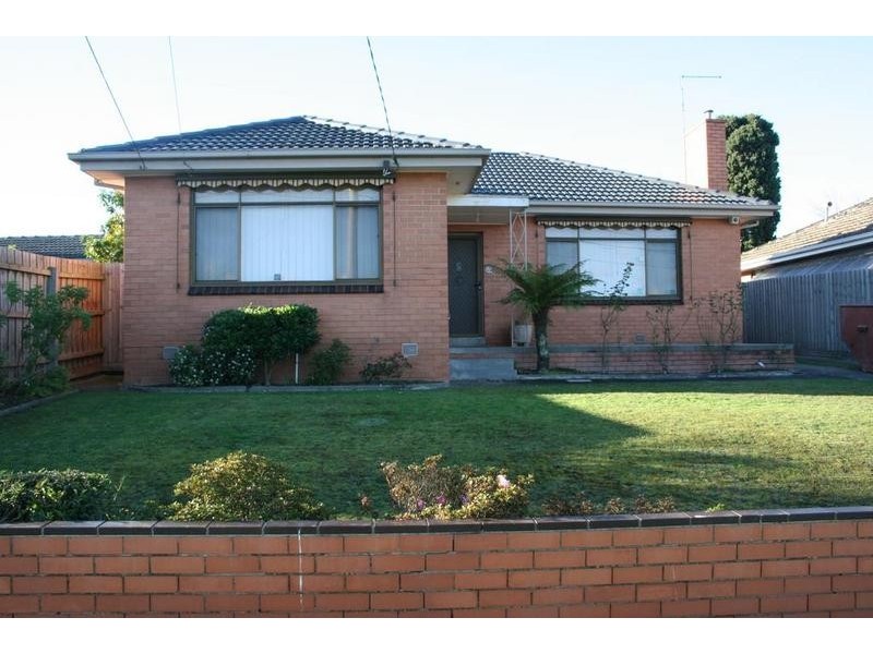 14 Yerrawa St, Watsonia VIC 3087