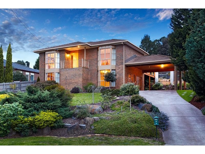 27 Nillumbik Square, Diamond Creek VIC 3089