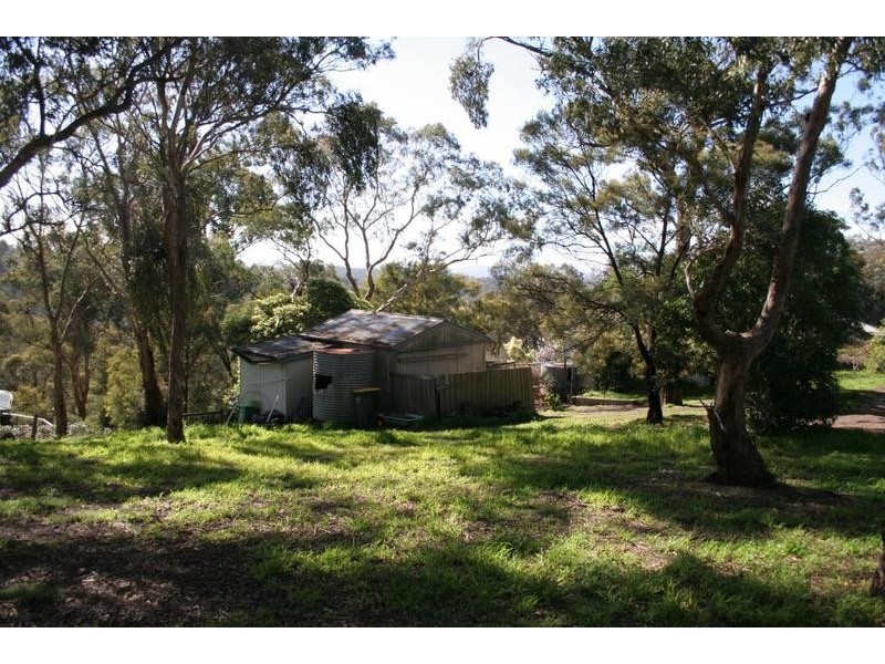 18 Valley View Road, Hurstbridge VIC 3099