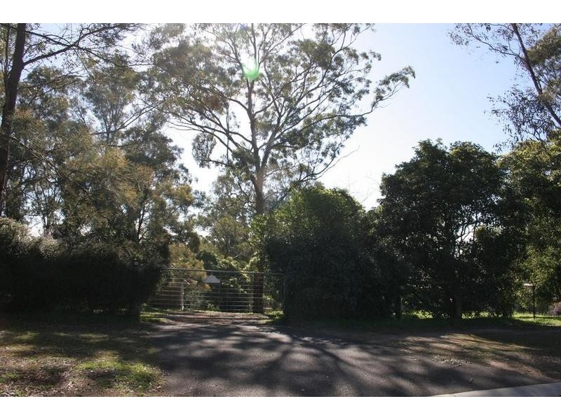 18 Valley View Road, Hurstbridge VIC 3099