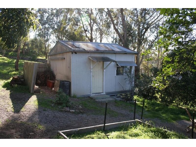 18 Valley View Road, Hurstbridge VIC 3099