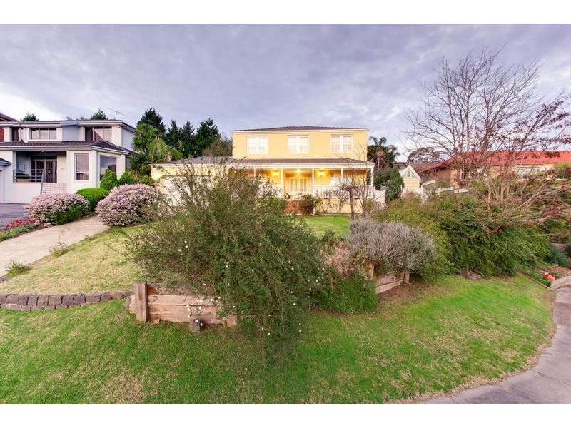 9 Weemala Crt, Greensborough VIC 3088