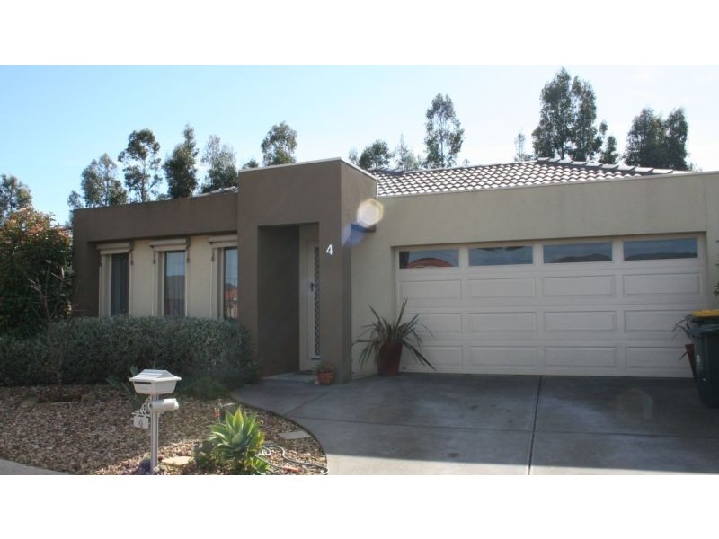 4 Tallis Grove, Doreen VIC 3754