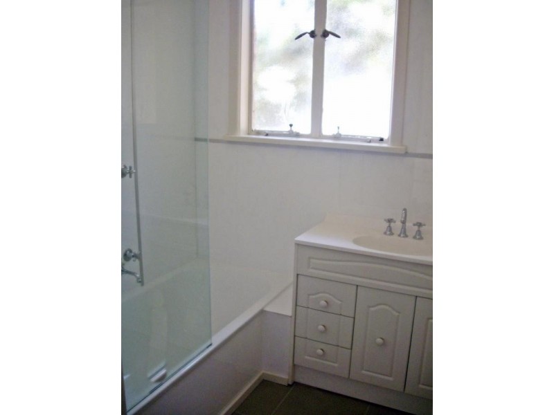 98 Watsonia Street, Watsonia VIC 3087