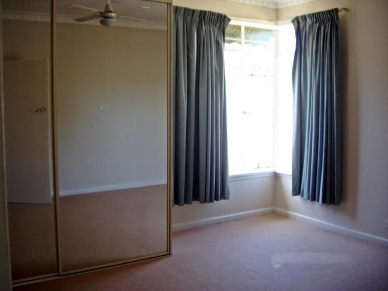 98 Watsonia Street, Watsonia VIC 3087