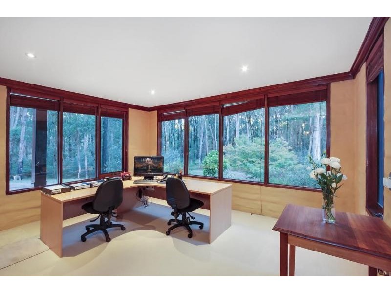 124 Kestrel Lane, Kinglake West VIC 3757