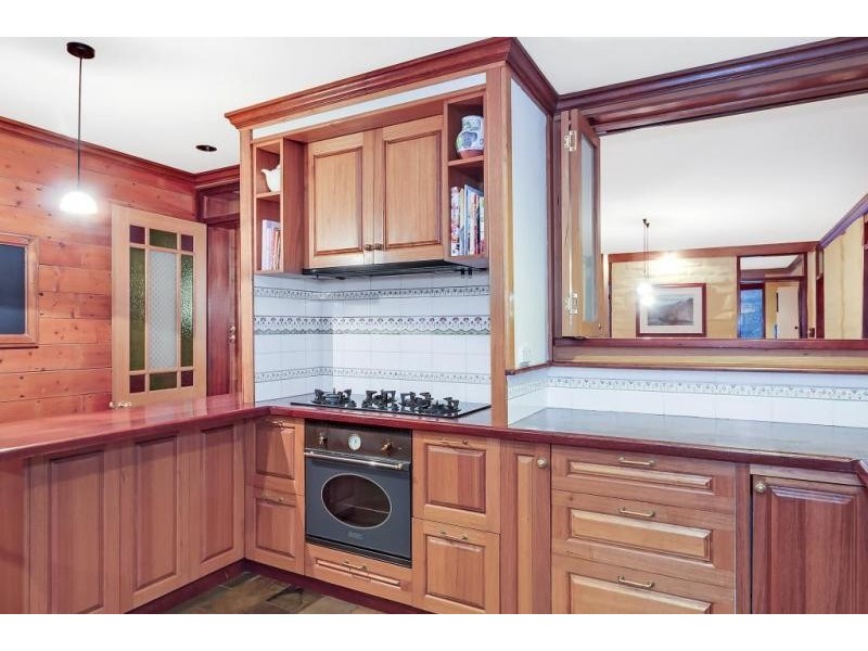 124 Kestrel Lane, Kinglake West VIC 3757