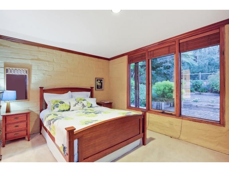 124 Kestrel Lane, Kinglake West VIC 3757