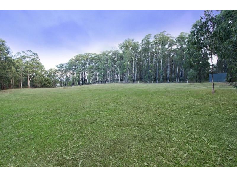 124 Kestrel Lane, Kinglake West VIC 3757