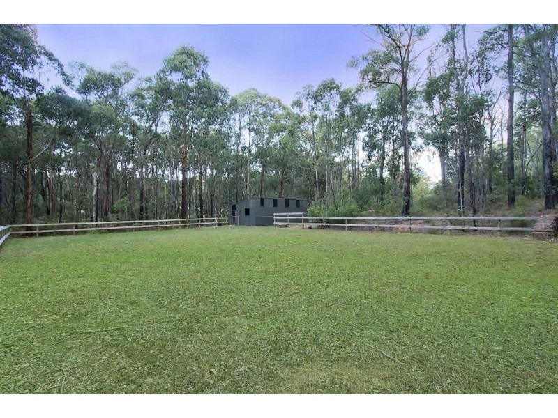 124 Kestrel Lane, Kinglake West VIC 3757