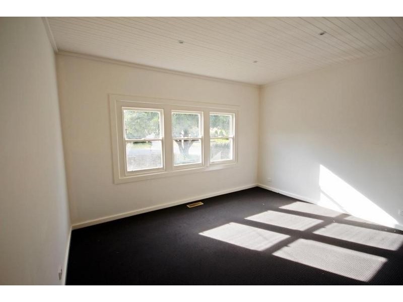 4 Myrtle Avenue, Heathmont VIC 3135