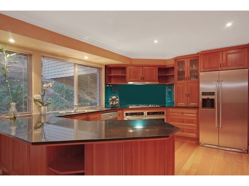 15 Koonawarra Way, Diamond Creek VIC 3089