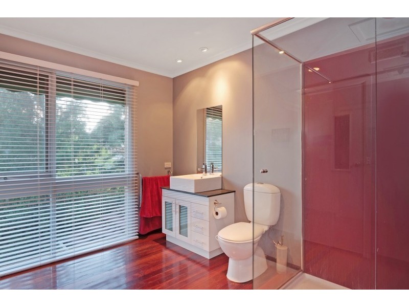 15 Koonawarra Way, Diamond Creek VIC 3089